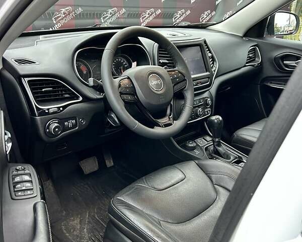 Білий Джип Cherokee, об'ємом двигуна 3.24 л та пробігом 69 тис. км за 21700 $, фото 27 на Automoto.ua