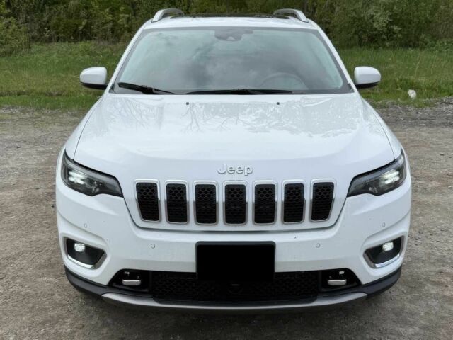 Білий Джип Cherokee, об'ємом двигуна 3.2 л та пробігом 37 тис. км за 14700 $, фото 1 на Automoto.ua