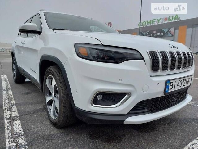 Білий Джип Cherokee, об'ємом двигуна 3.2 л та пробігом 6 тис. км за 26500 $, фото 16 на Automoto.ua