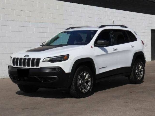 Білий Джип Cherokee, об'ємом двигуна 3.2 л та пробігом 55 тис. км за 9000 $, фото 2 на Automoto.ua