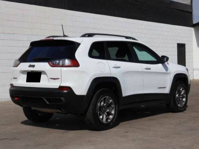 Білий Джип Cherokee, об'ємом двигуна 3.2 л та пробігом 55 тис. км за 9000 $, фото 4 на Automoto.ua