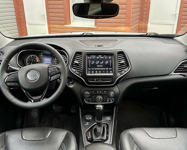 Білий Джип Cherokee, об'ємом двигуна 3.24 л та пробігом 69 тис. км за 21700 $, фото 19 на Automoto.ua