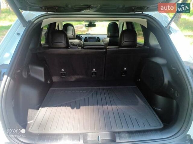 Білий Джип Cherokee, об'ємом двигуна 3.24 л та пробігом 70 тис. км за 21500 $, фото 14 на Automoto.ua