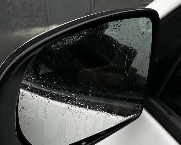 Білий Джип Cherokee, об'ємом двигуна 3.24 л та пробігом 69 тис. км за 21700 $, фото 7 на Automoto.ua