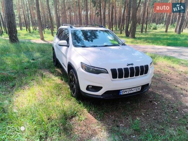 Білий Джип Cherokee, об'ємом двигуна 3.24 л та пробігом 70 тис. км за 21500 $, фото 1 на Automoto.ua