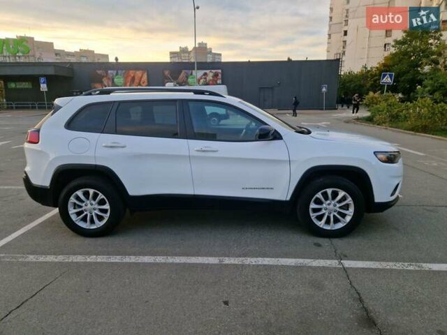Белый Джип Чероки, объемом двигателя 3.24 л и пробегом 61 тыс. км за 19500 $, фото 7 на Automoto.ua