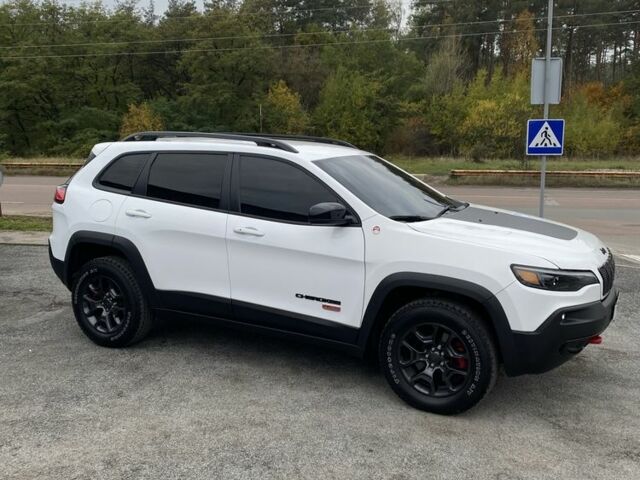 Джип Чероки 2022 в Чернигове на Automoto.ua Белый Джип Чероки, объемом двигателя 3.2 л и пробегом 97 тыс. км за 23000 $, фото 9 на Automoto.ua