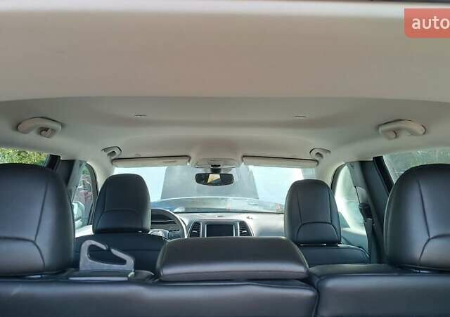 Білий Джип Cherokee, об'ємом двигуна 3.24 л та пробігом 97 тис. км за 11300 $, фото 54 на Automoto.ua