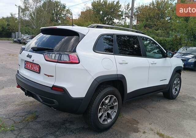 Білий Джип Cherokee, об'ємом двигуна 3.24 л та пробігом 97 тис. км за 11300 $, фото 5 на Automoto.ua