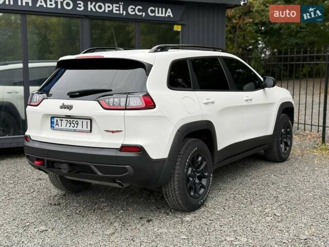 Белый Джип Чероки, объемом двигателя 3.24 л и пробегом 84 тыс. км за 24500 $, фото 12 на Automoto.ua