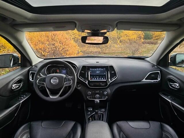 Белый Джип Чероки, объемом двигателя 3.2 л и пробегом 96 тыс. км за 13200 $, фото 17 на Automoto.ua