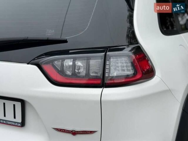 Белый Джип Чероки, объемом двигателя 3.24 л и пробегом 84 тыс. км за 24500 $, фото 20 на Automoto.ua