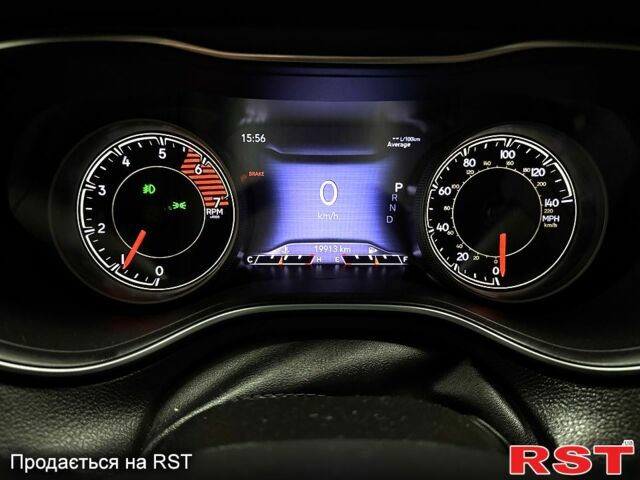 Білий Джип Cherokee, об'ємом двигуна 2 л та пробігом 19 тис. км за 24900 $, фото 13 на Automoto.ua