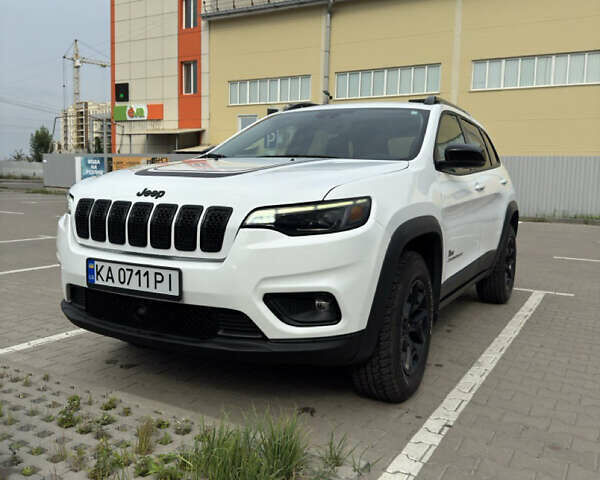 Белый Джип Чероки, объемом двигателя 3.24 л и пробегом 28 тыс. км за 25400 $, фото 7 на Automoto.ua