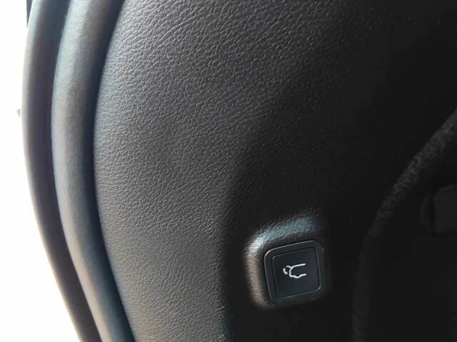 Белый Джип Чероки, объемом двигателя 3.2 л и пробегом 87 тыс. км за 12300 $, фото 12 на Automoto.ua