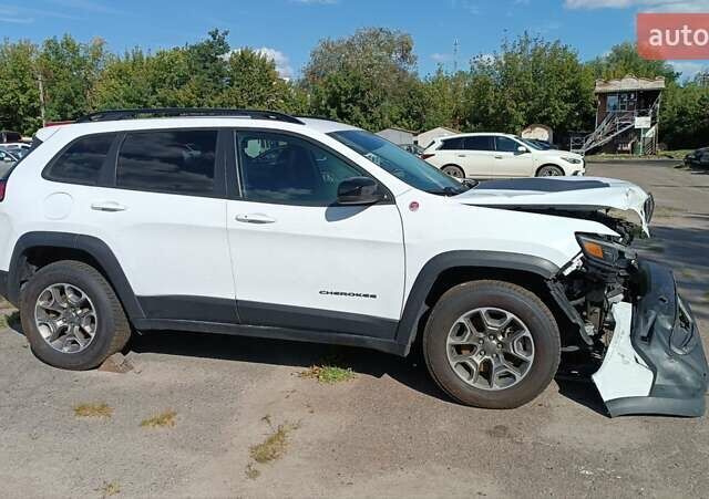 Білий Джип Cherokee, об'ємом двигуна 3.24 л та пробігом 97 тис. км за 11300 $, фото 15 на Automoto.ua