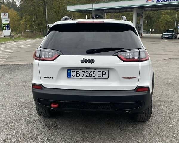 Джип Чероки 2022 в Чернигове на Automoto.ua Белый Джип Чероки, объемом двигателя 3.2 л и пробегом 97 тыс. км за 23000 $, фото 16 на Automoto.ua