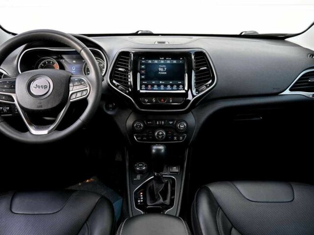 Белый Джип Чероки, объемом двигателя 3.2 л и пробегом 65 тыс. км за 12300 $, фото 20 на Automoto.ua