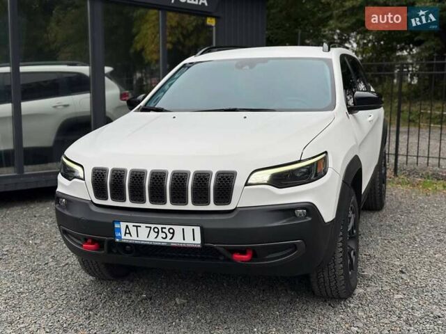 Белый Джип Чероки, объемом двигателя 3.24 л и пробегом 84 тыс. км за 24500 $, фото 5 на Automoto.ua