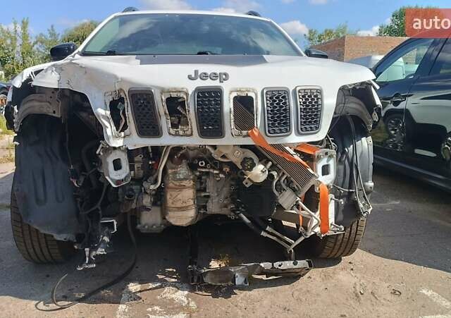 Білий Джип Cherokee, об'ємом двигуна 3.24 л та пробігом 97 тис. км за 11300 $, фото 27 на Automoto.ua