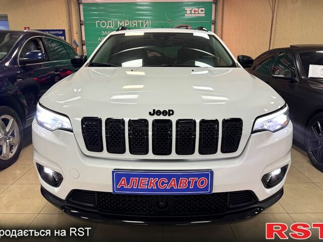 Білий Джип Cherokee, об'ємом двигуна 2 л та пробігом 19 тис. км за 24900 $, фото 6 на Automoto.ua