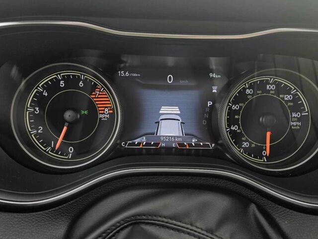 Белый Джип Чероки, объемом двигателя 3.2 л и пробегом 96 тыс. км за 13200 $, фото 13 на Automoto.ua