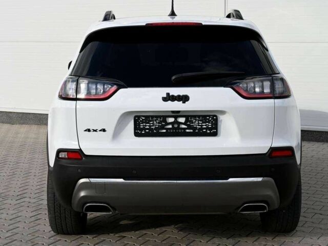 Белый Джип Чероки, объемом двигателя 3.2 л и пробегом 65 тыс. км за 12300 $, фото 6 на Automoto.ua