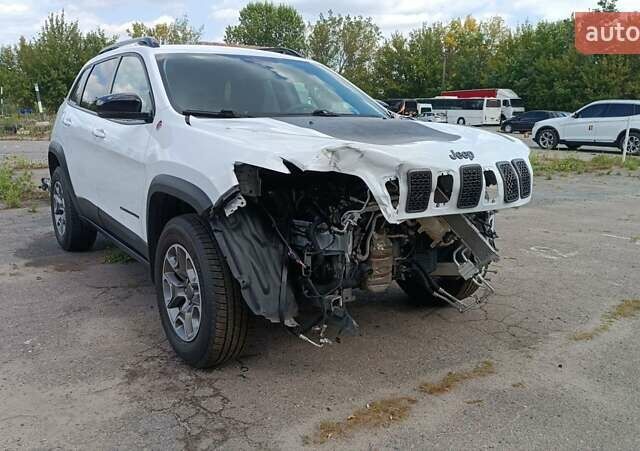 Білий Джип Cherokee, об'ємом двигуна 3.24 л та пробігом 97 тис. км за 11300 $, фото 2 на Automoto.ua