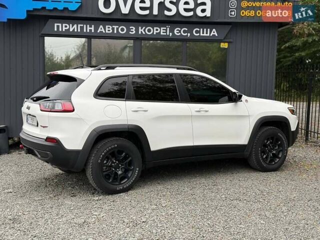 Белый Джип Чероки, объемом двигателя 3.24 л и пробегом 84 тыс. км за 24500 $, фото 11 на Automoto.ua