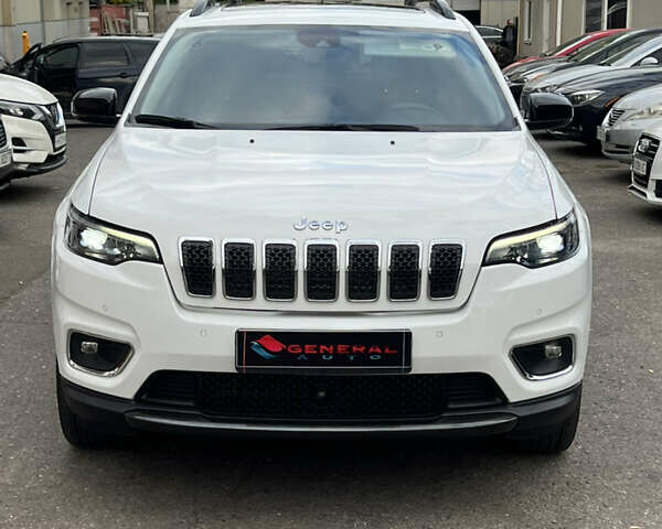 Джип Чероки 2022 в Одессе на Automoto.ua Белый Джип Чероки, объемом двигателя 2 л и пробегом 27 тыс. км за 23500 $, фото 2 на Automoto.ua