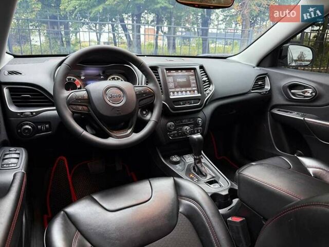 Белый Джип Чероки, объемом двигателя 3.24 л и пробегом 84 тыс. км за 24500 $, фото 32 на Automoto.ua