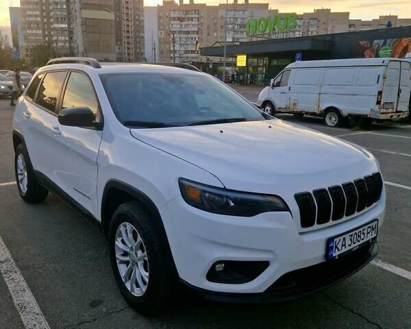 Белый Джип Чероки, объемом двигателя 3.24 л и пробегом 61 тыс. км за 19500 $, фото 8 на Automoto.ua