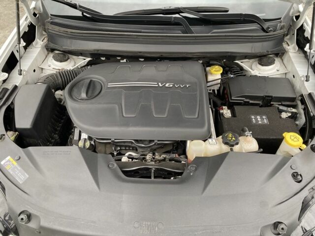 Джип Чероки 2022 в Чернигове на Automoto.ua Белый Джип Чероки, объемом двигателя 3.2 л и пробегом 97 тыс. км за 23000 $, фото 11 на Automoto.ua