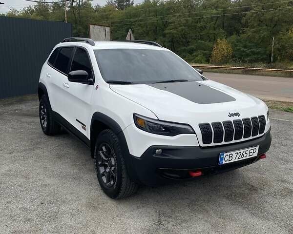 Джип Чероки 2022 в Чернигове на Automoto.ua Белый Джип Чероки, объемом двигателя 3.2 л и пробегом 97 тыс. км за 23000 $, фото 3 на Automoto.ua