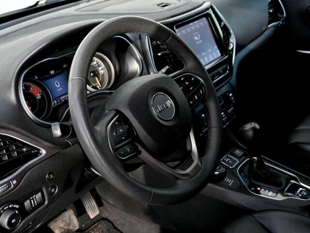 Белый Джип Чероки, объемом двигателя 3.2 л и пробегом 65 тыс. км за 12300 $, фото 15 на Automoto.ua