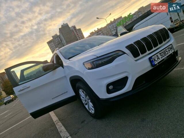 Белый Джип Чероки, объемом двигателя 3.24 л и пробегом 61 тыс. км за 19500 $, фото 6 на Automoto.ua