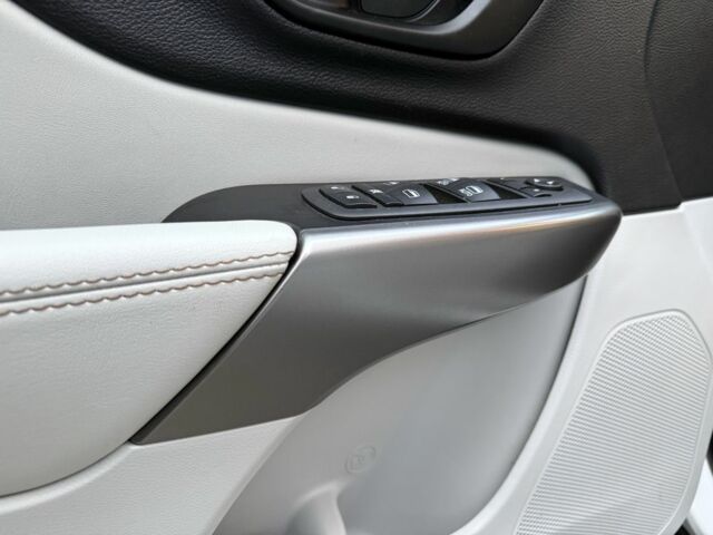 Белый Джип Чероки, объемом двигателя 3.2 л и пробегом 70 тыс. км за 17500 $, фото 14 на Automoto.ua