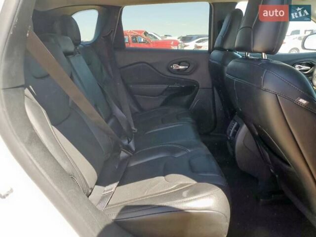 Білий Джип Cherokee, об'ємом двигуна 2.36 л та пробігом 91 тис. км за 8500 $, фото 9 на Automoto.ua