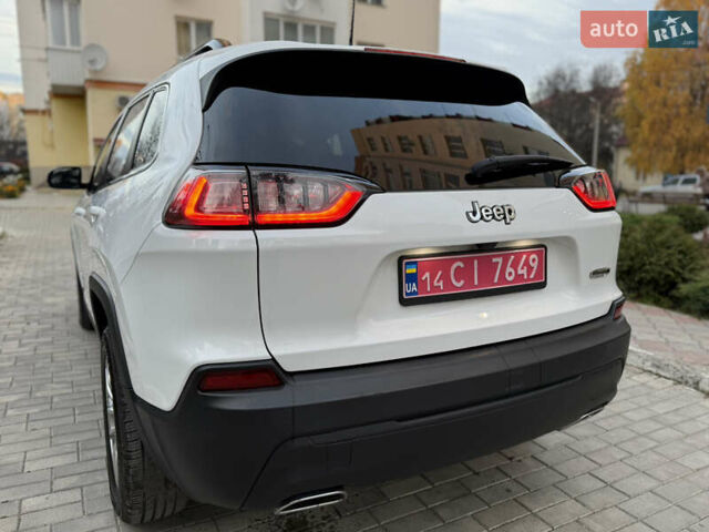 Белый Джип Чероки, объемом двигателя 3.24 л и пробегом 73 тыс. км за 18500 $, фото 14 на Automoto.ua
