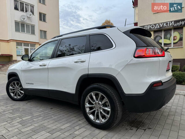 Белый Джип Чероки, объемом двигателя 3.24 л и пробегом 73 тыс. км за 18500 $, фото 39 на Automoto.ua