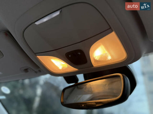 Белый Джип Чероки, объемом двигателя 3.24 л и пробегом 73 тыс. км за 18500 $, фото 79 на Automoto.ua