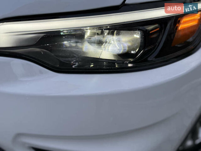 Белый Джип Чероки, объемом двигателя 3.24 л и пробегом 73 тыс. км за 18500 $, фото 29 на Automoto.ua