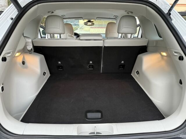 Белый Джип Чероки, объемом двигателя 3.2 л и пробегом 70 тыс. км за 17500 $, фото 8 на Automoto.ua