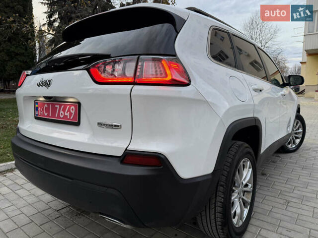 Белый Джип Чероки, объемом двигателя 3.24 л и пробегом 73 тыс. км за 18500 $, фото 41 на Automoto.ua