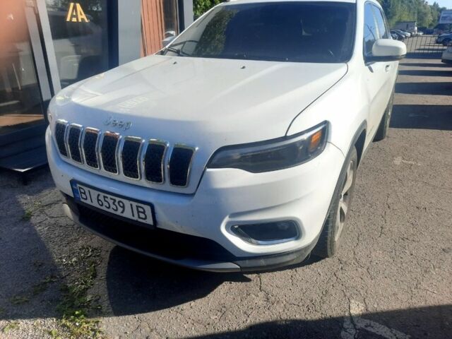 Білий Джип Cherokee, об'ємом двигуна 0.24 л та пробігом 137 тис. км за 17500 $, фото 1 на Automoto.ua