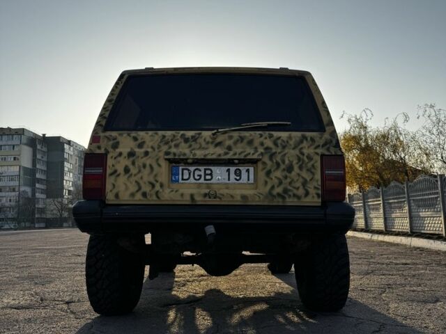 Бежевый Джип Чероки, объемом двигателя 2.1 л и пробегом 180 тыс. км за 2650 $, фото 2 на Automoto.ua