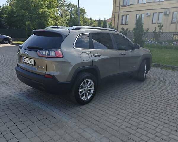 Бежевый Джип Чероки, объемом двигателя 2.36 л и пробегом 136 тыс. км за 17200 $, фото 3 на Automoto.ua