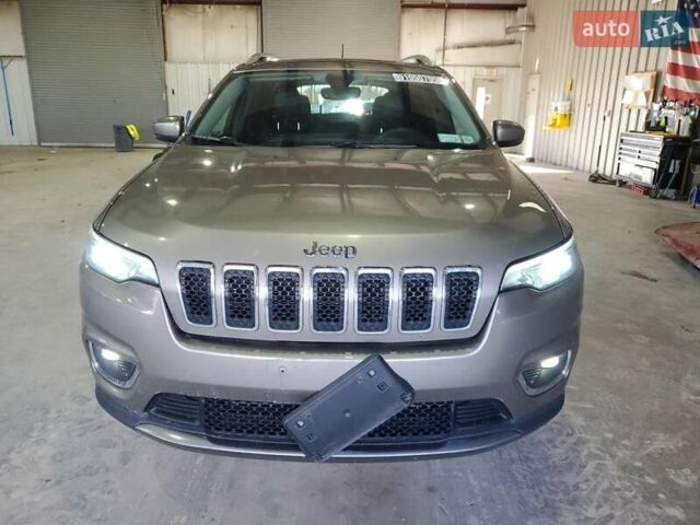 Бежевый Джип Чероки, объемом двигателя 2.36 л и пробегом 166 тыс. км за 3200 $, фото 4 на Automoto.ua