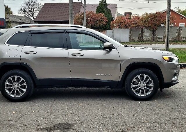 Бежевый Джип Чероки, объемом двигателя 3.2 л и пробегом 56 тыс. км за 17999 $, фото 7 на Automoto.ua