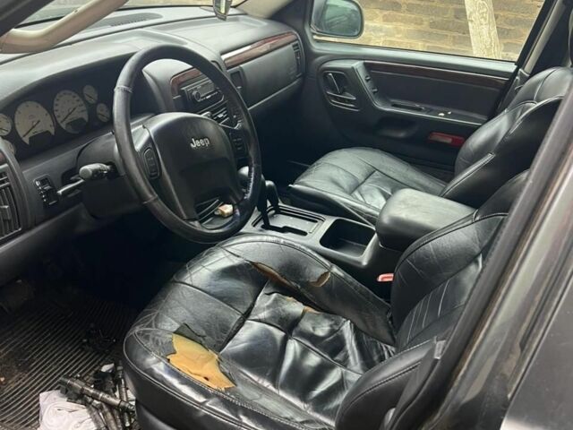 Черный Джип Чероки, объемом двигателя 2.8 л и пробегом 330 тыс. км за 3500 $, фото 2 на Automoto.ua